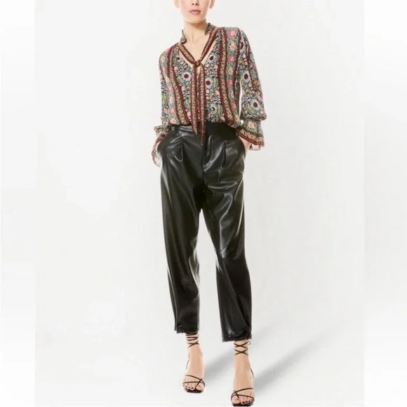 Alice + Olivia Reilly Ruffle Collar Blouse in Floral Pot Blk Multi, NWOT - Picture 3 of 8